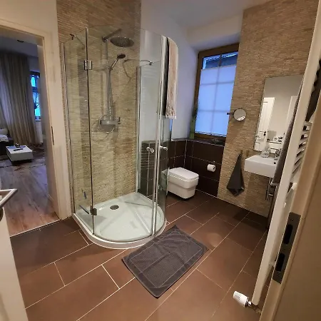 公寓 Business-lodging Apartmenthaus *