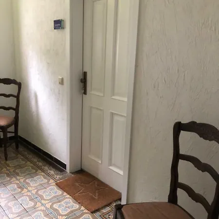 Business-lodging Apartmenthaus Apartment Hoehr-Grenzhausen