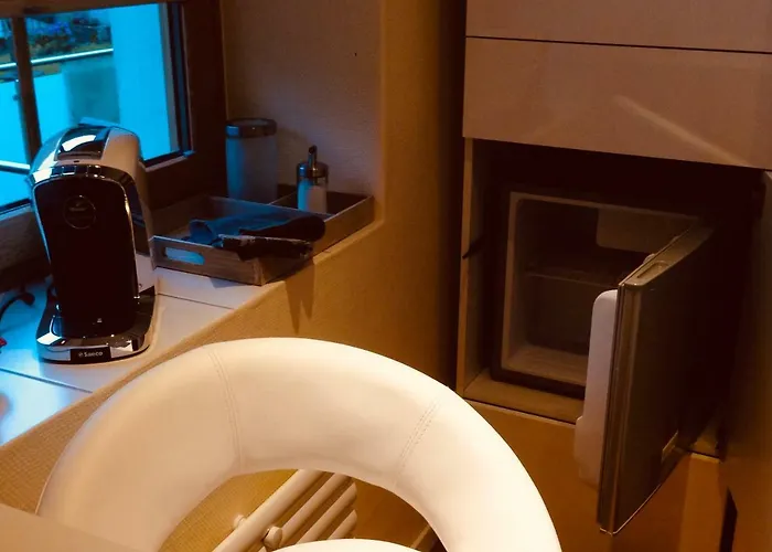 Business-lodging Apartmenthaus Appartement Höhr-Grenzhausen